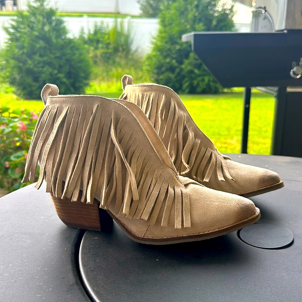 Coconut by Matisse - Lambert bootie 9.5